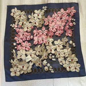 Vintage Hermès Souveniers d’Asie silk scarf from 1990